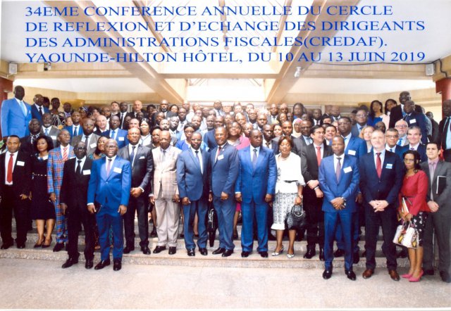 Impôts: 33 solutions pour augmenter les recettes fiscales grâce au numérique